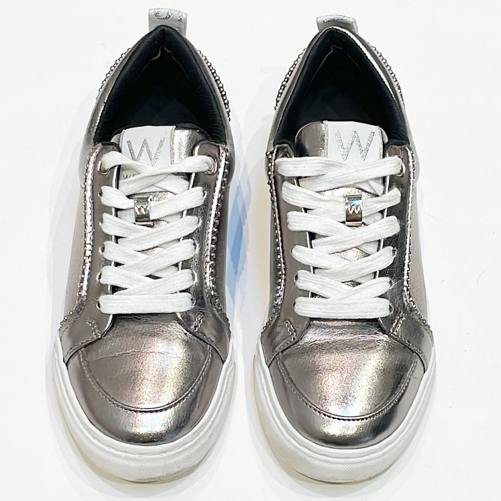 Westies Tori metallic silver stud lace up sneakers size 5